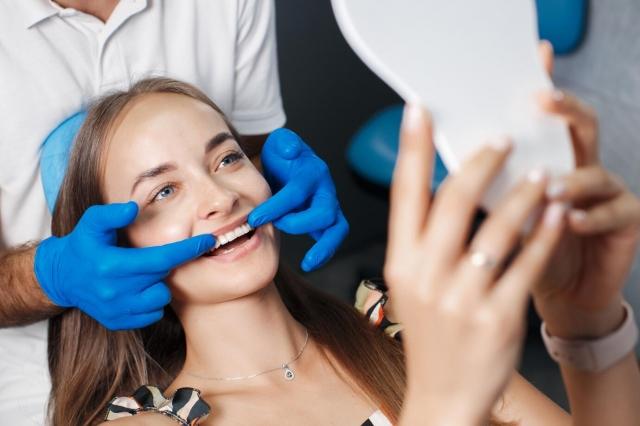 Choosing the Perfect Veneer: Which Type Suits Your Smile